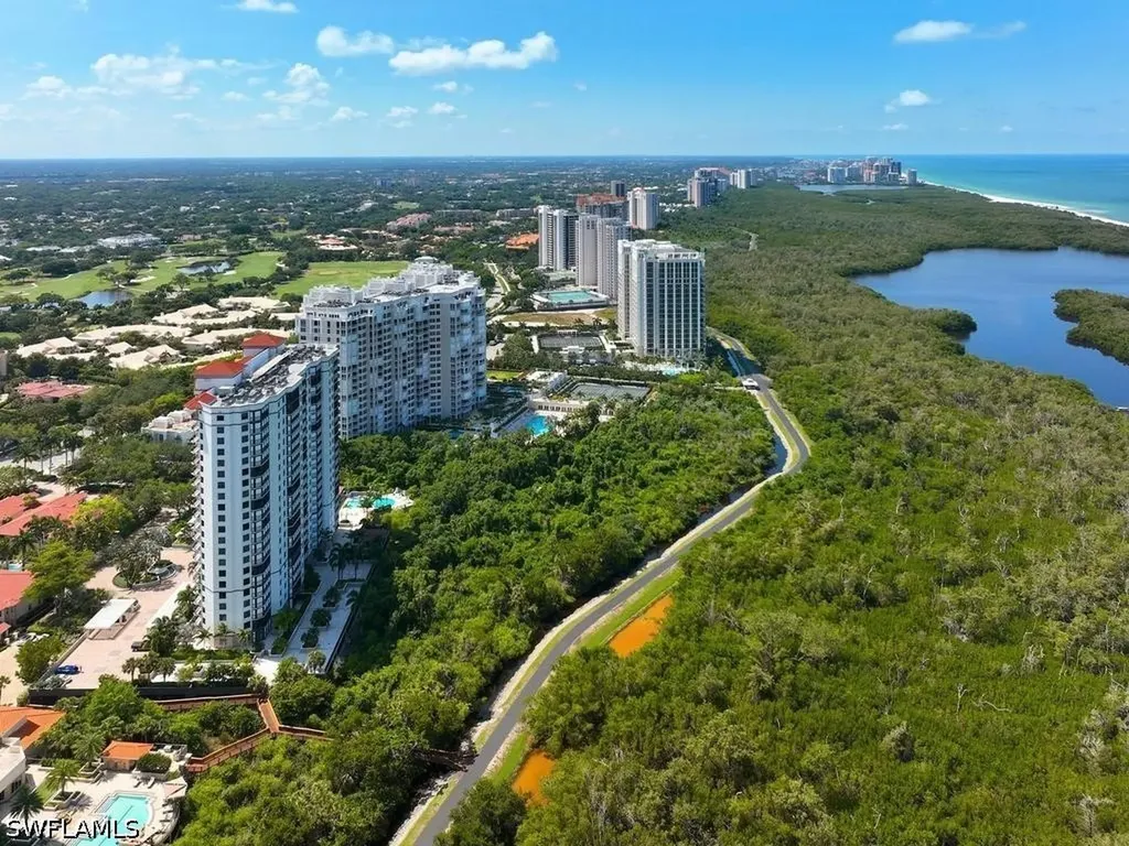 7225 Pelican Bay Boulevard Naples FL 34108