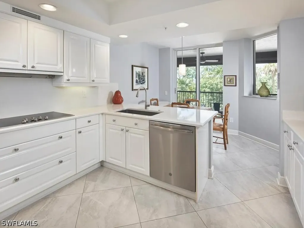 7225 Pelican Bay Boulevard Naples FL 34108