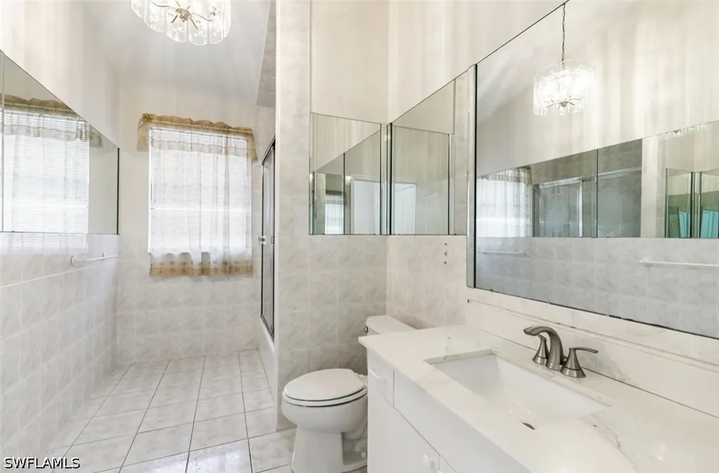 594 108th Avenue N Naples FL 34108
