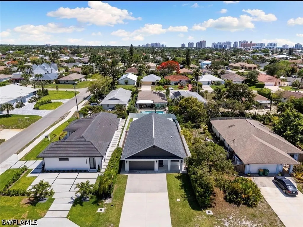 594 108th Avenue N Naples FL 34108