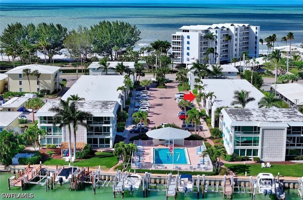 2100 Gulf Shore Boulevard N Naples FL 34102