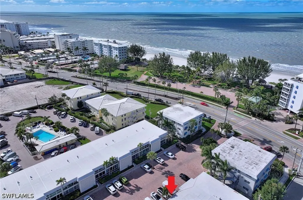 2100 Gulf Shore Boulevard N Naples FL 34102