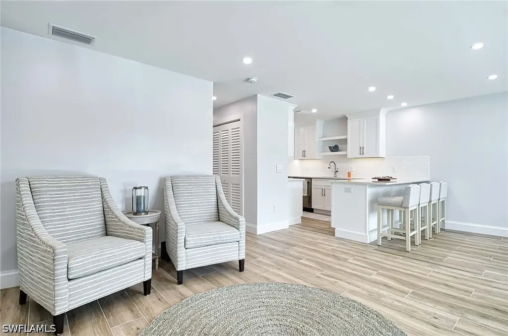 2100 Gulf Shore Boulevard N Naples FL 34102
