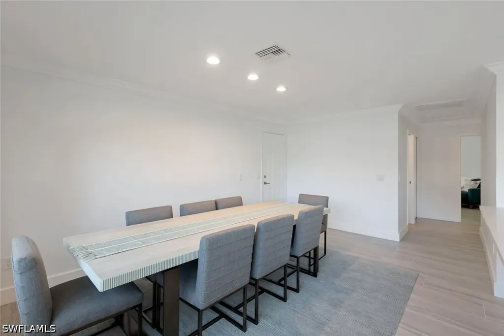 1250 Tuna Court Naples FL 34102
