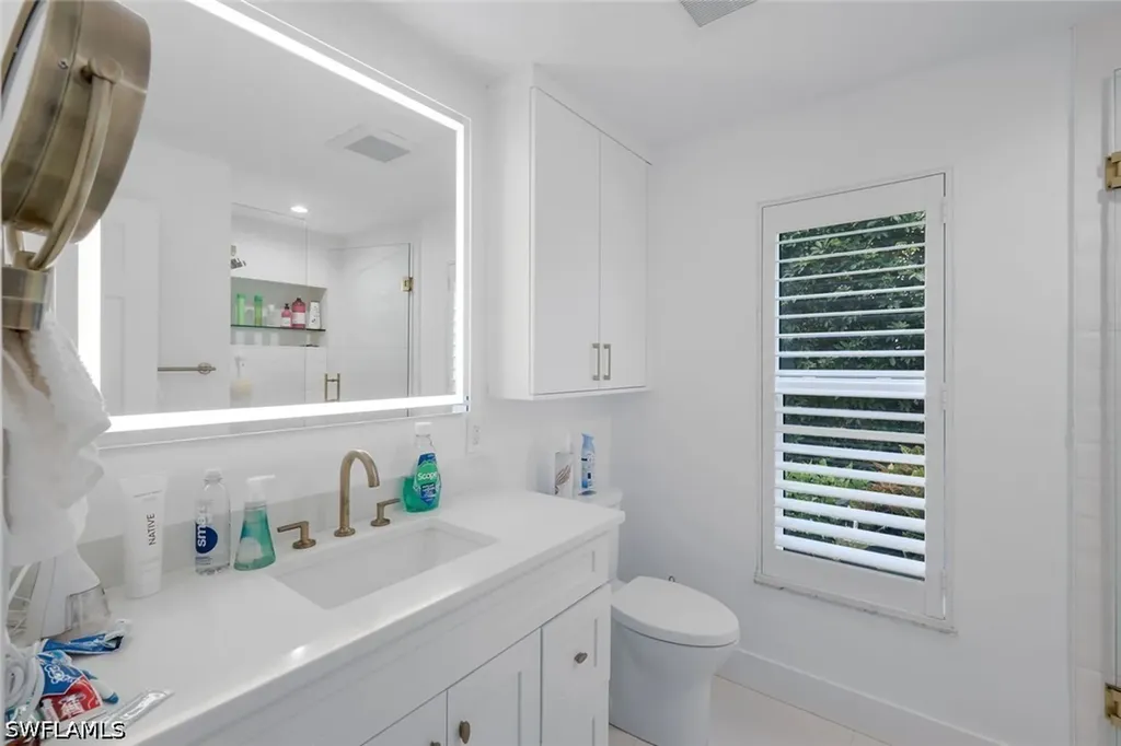 1250 Tuna Court Naples FL 34102