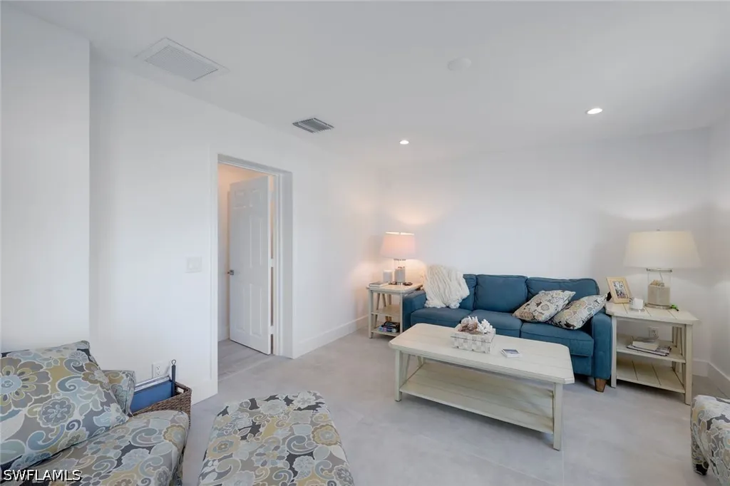 1250 Tuna Court Naples FL 34102