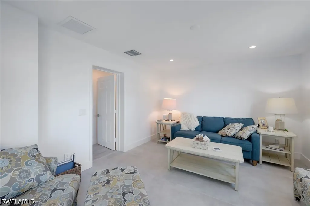 1250 Tuna Court Naples FL 34102