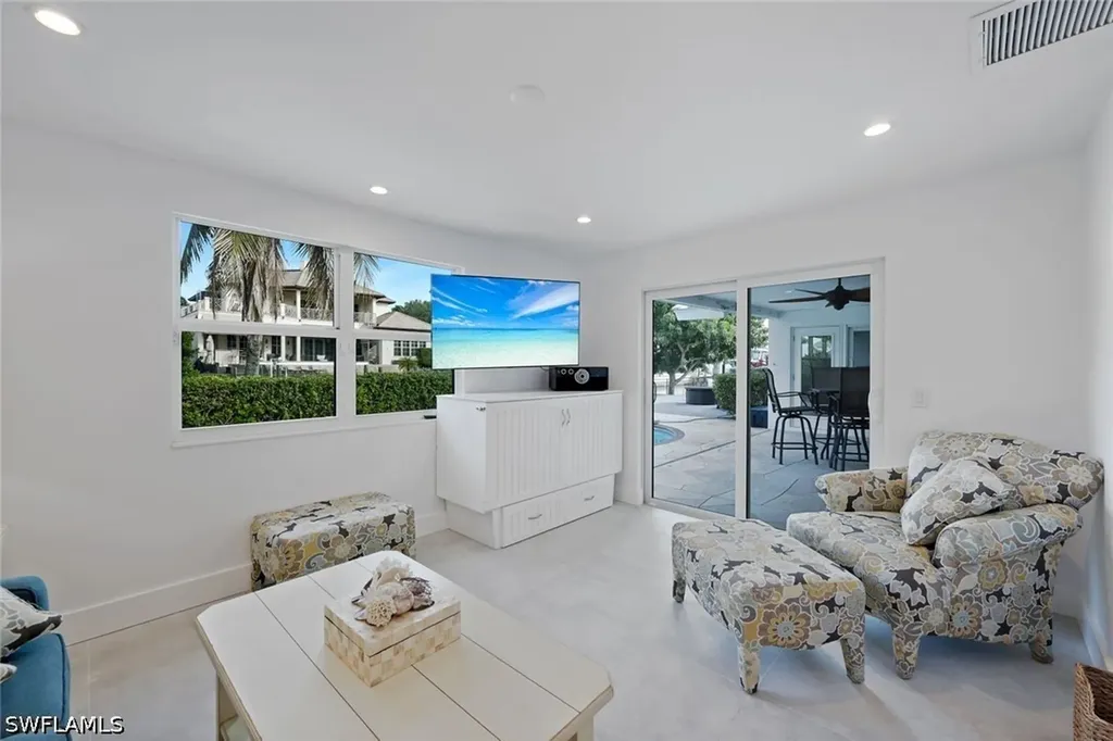1250 Tuna Court Naples FL 34102