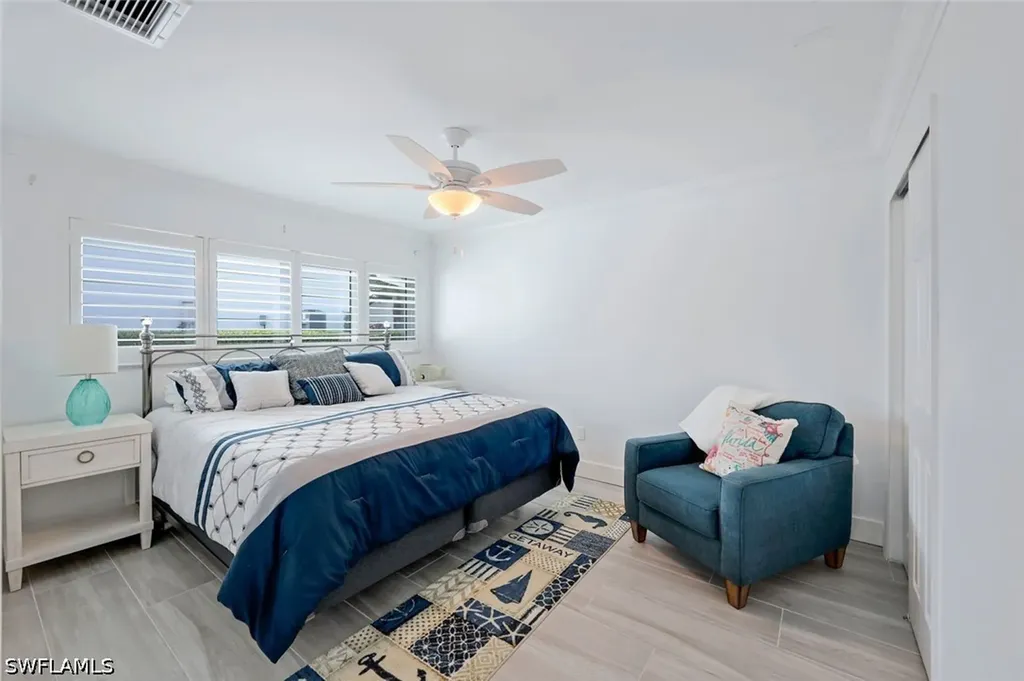1250 Tuna Court Naples FL 34102