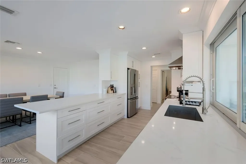 1250 Tuna Court Naples FL 34102