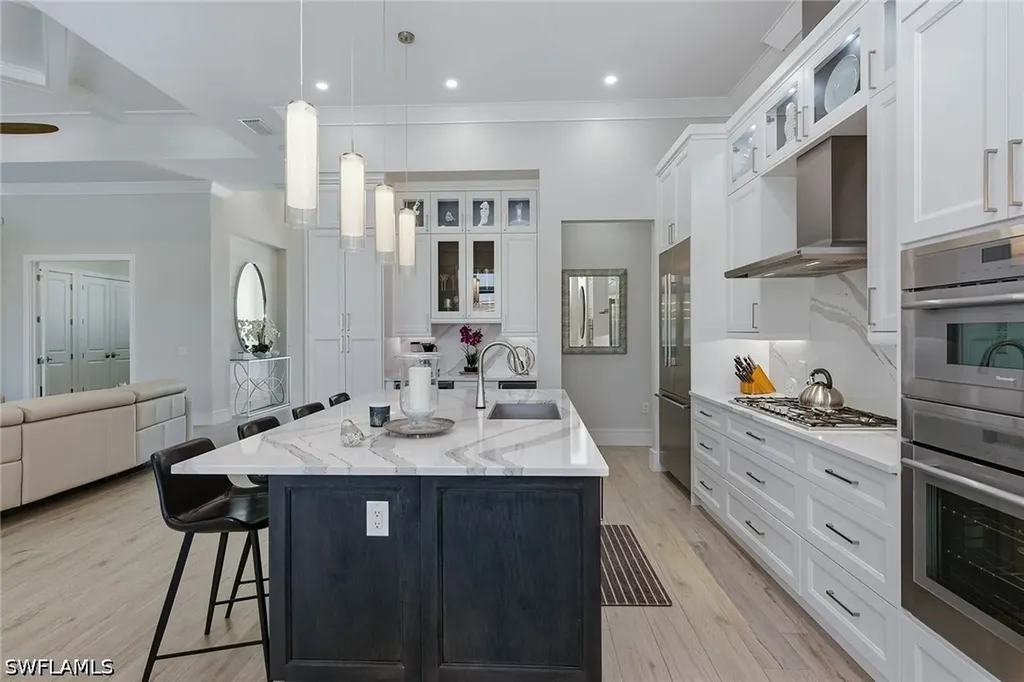 1632 Barbarosa Court Marco Island FL 34145