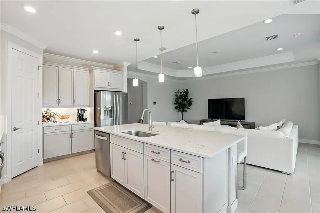 28165 Captiva Shell Loop Bonita Springs FL 34135