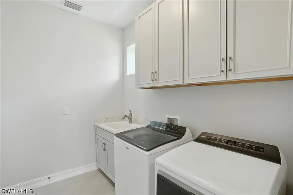 28165 Captiva Shell Loop Bonita Springs FL 34135