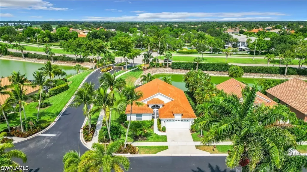 8452 Indian Wells Way Naples FL 34113