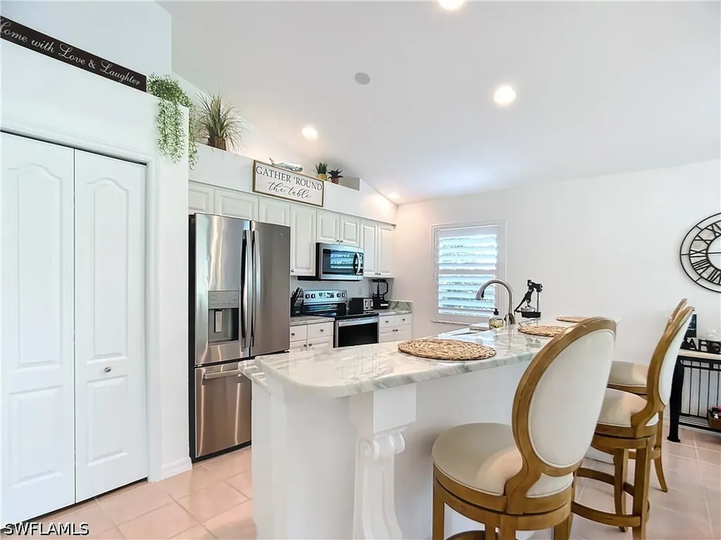 8452 Indian Wells Way Naples FL 34113