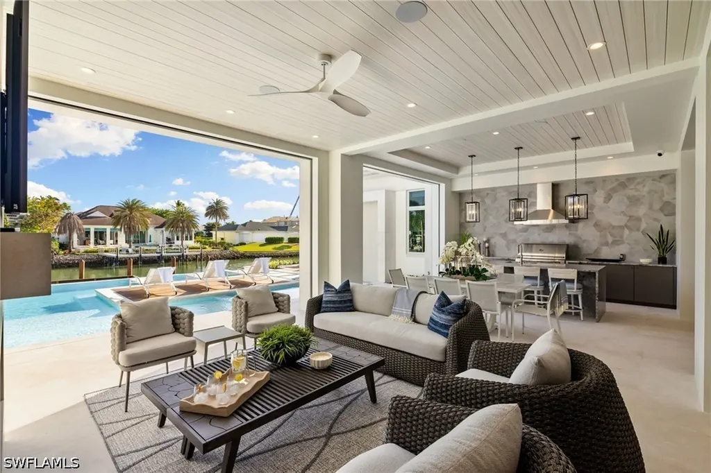 3455 Gin Lane Naples FL 34102