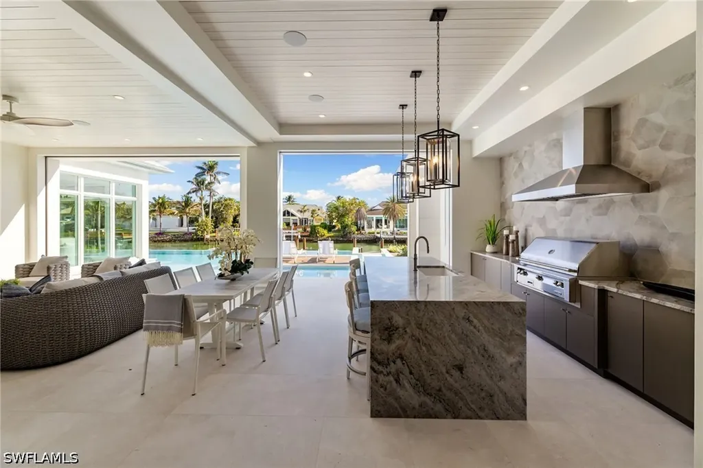 3455 Gin Lane Naples FL 34102