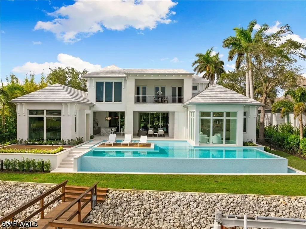 3455 Gin Lane Naples FL 34102
