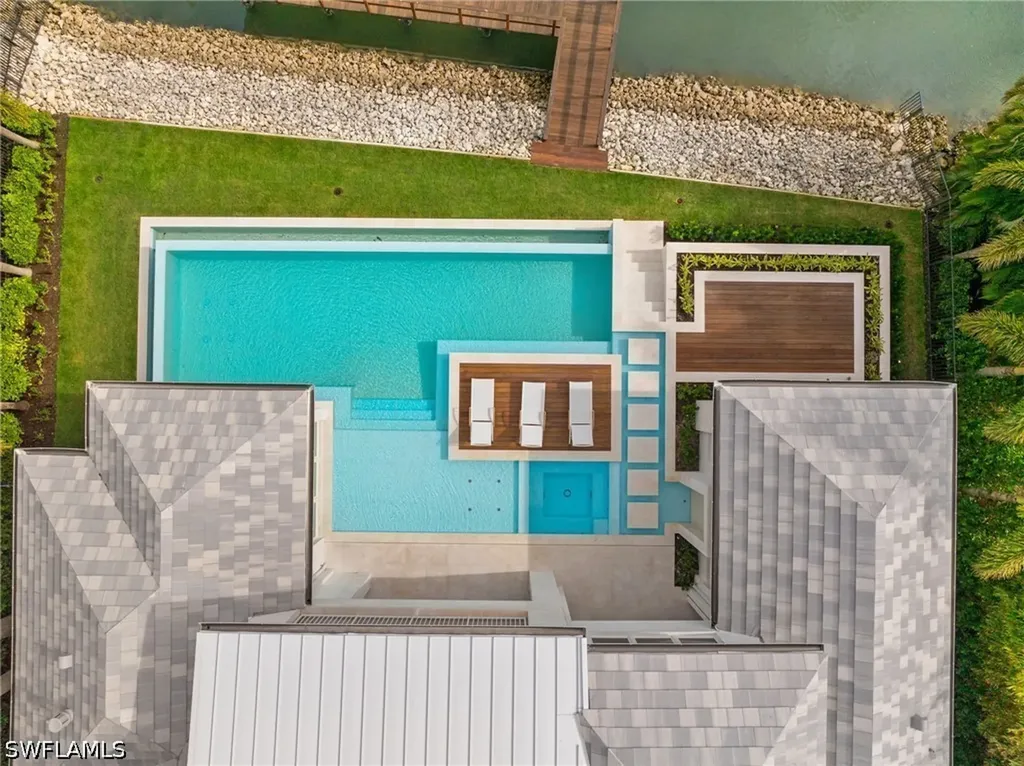 3455 Gin Lane Naples FL 34102