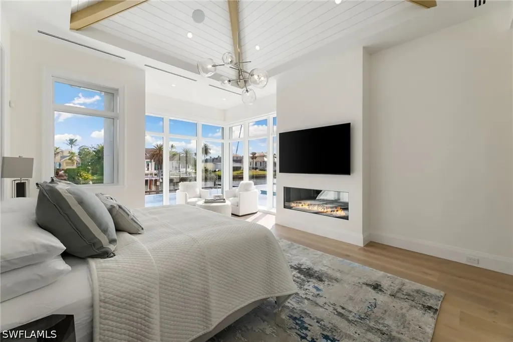 3455 Gin Lane Naples FL 34102