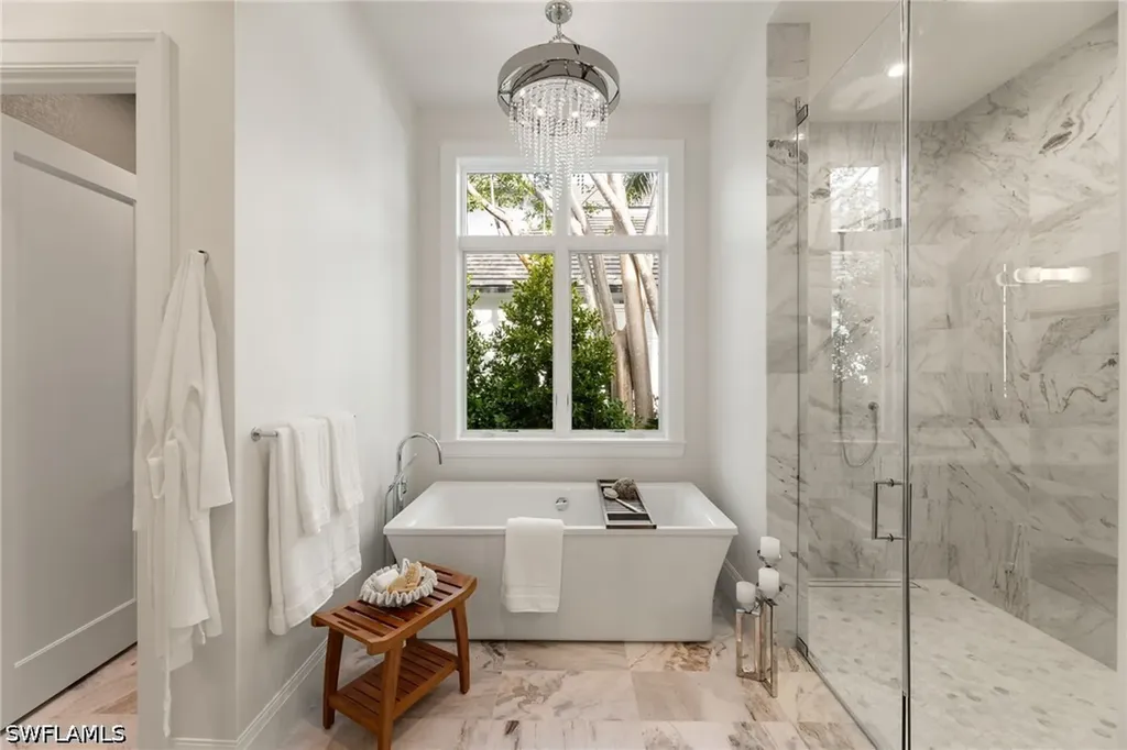 3455 Gin Lane Naples FL 34102