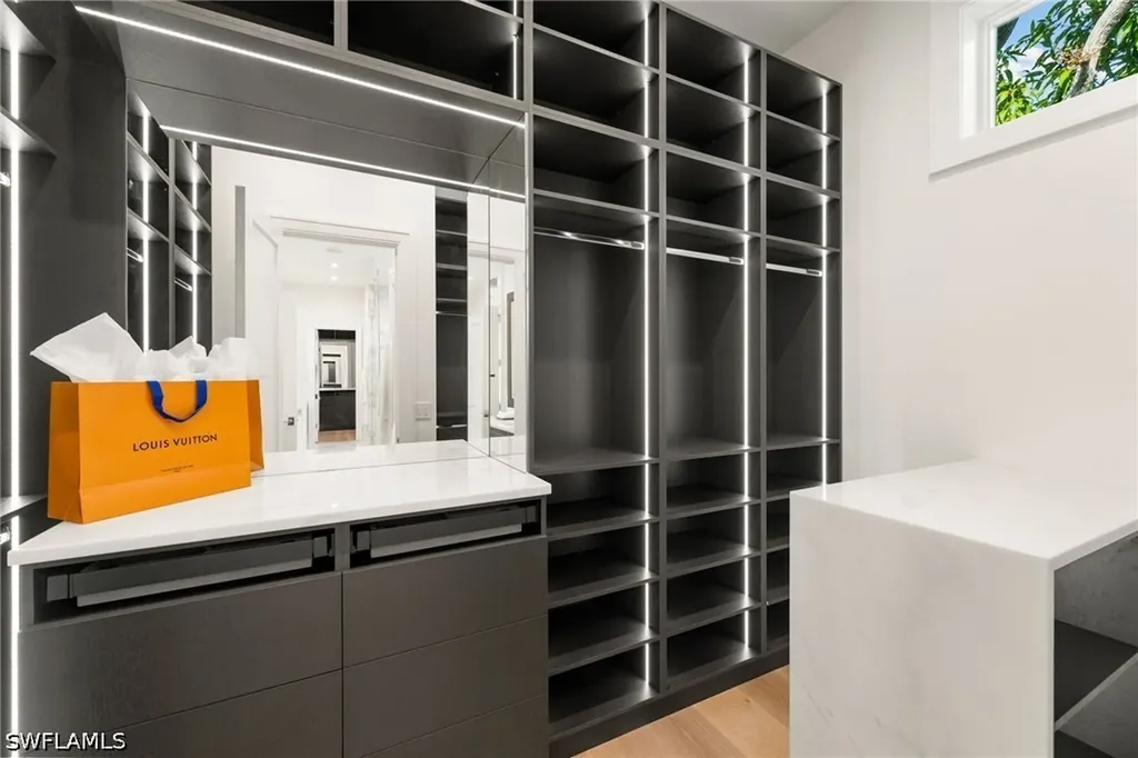 3455 Gin Lane Naples FL 34102