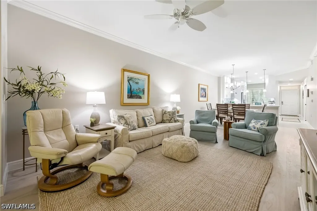 2400 Bayou Lane Naples FL 34112