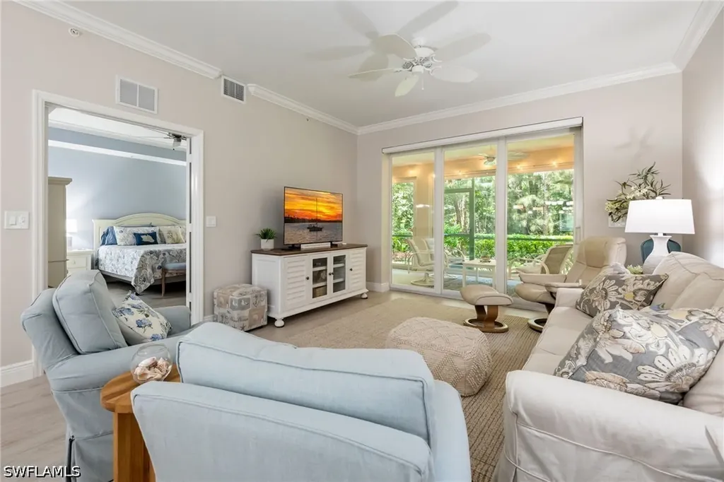 2400 Bayou Lane Naples FL 34112