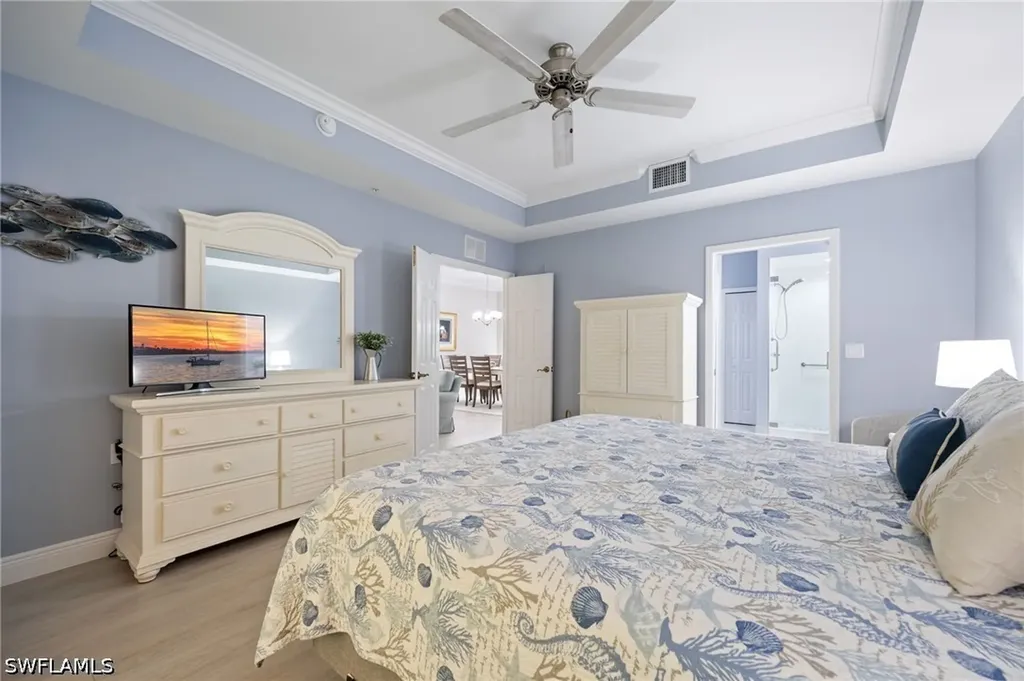 2400 Bayou Lane Naples FL 34112