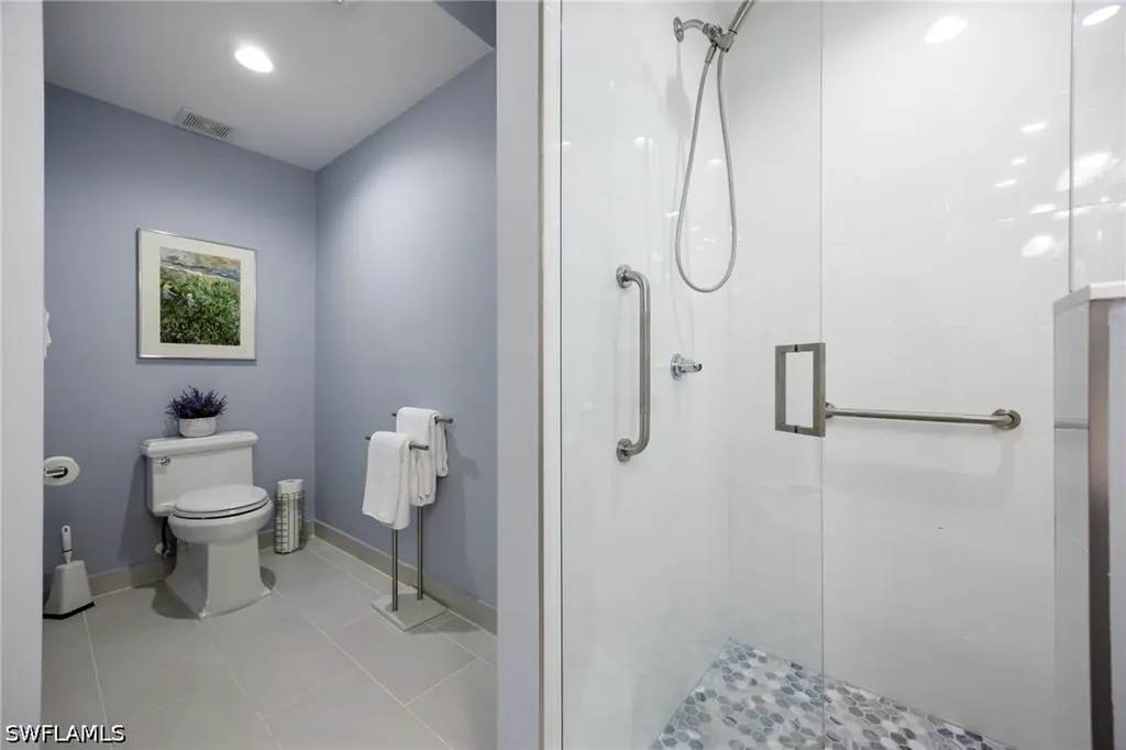 2400 Bayou Lane Naples FL 34112