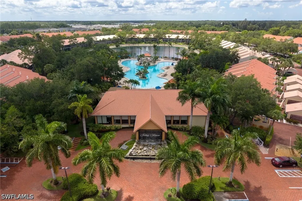 2400 Bayou Lane Naples FL 34112