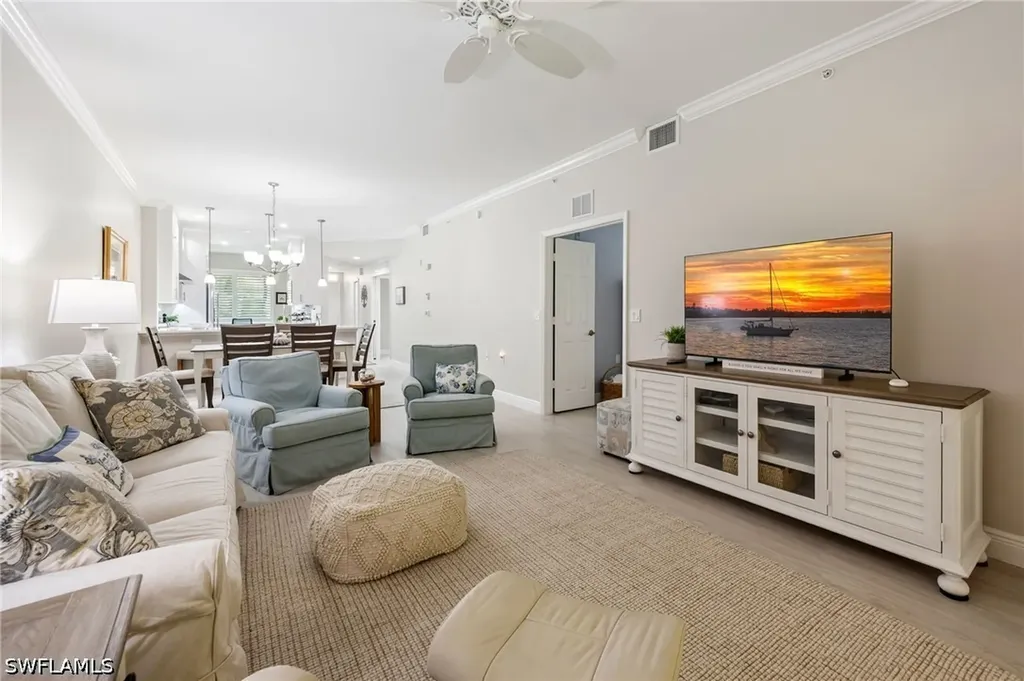 2400 Bayou Lane Naples FL 34112