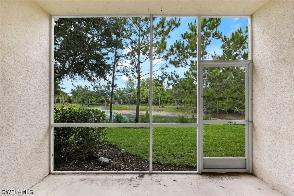 432 Valerie Way Naples FL 34104