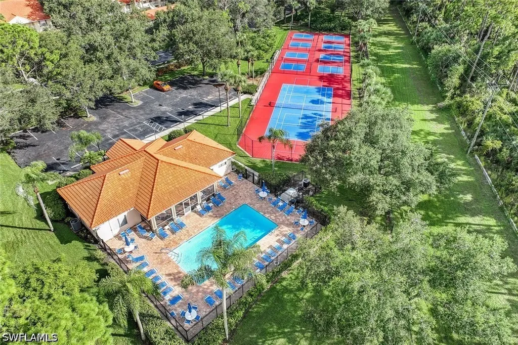 432 Valerie Way Naples FL 34104