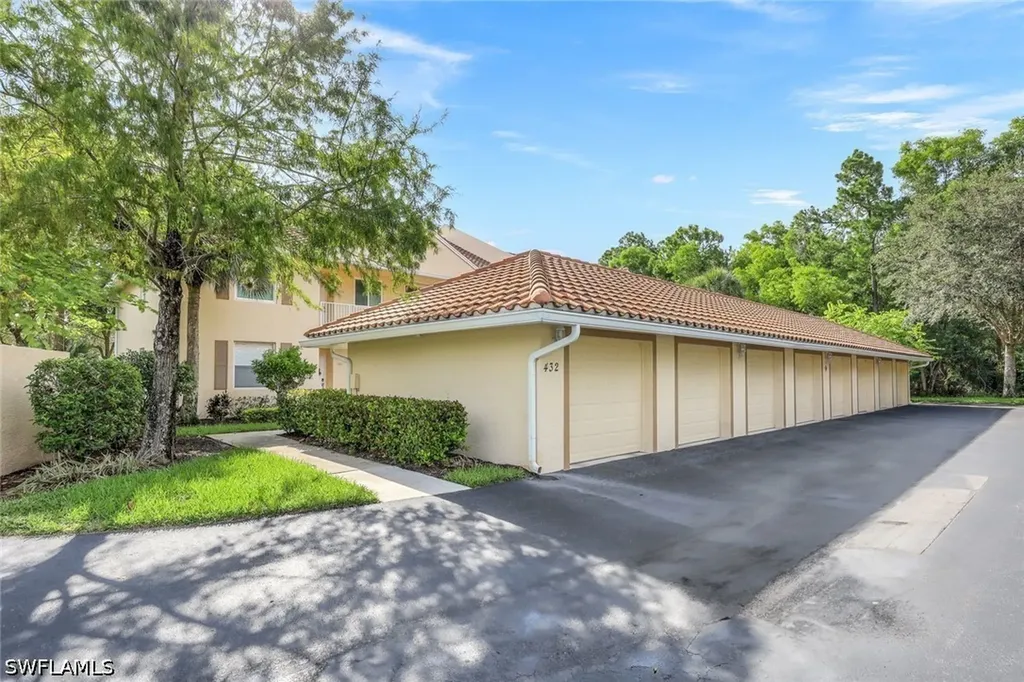 432 Valerie Way Naples FL 34104