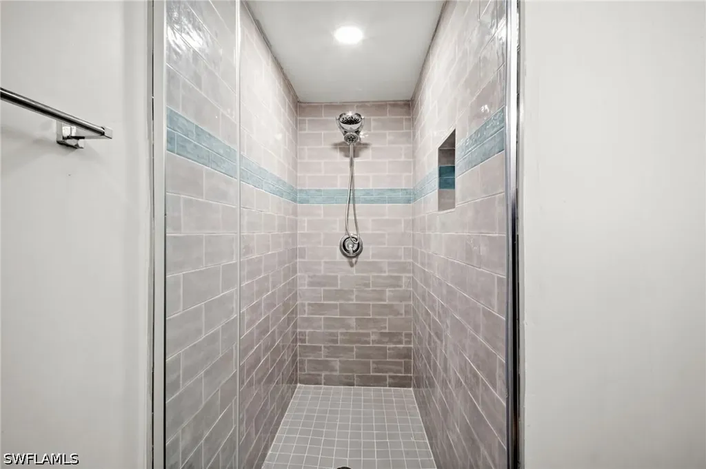 4450 Botanical Place Circle Naples FL 34112