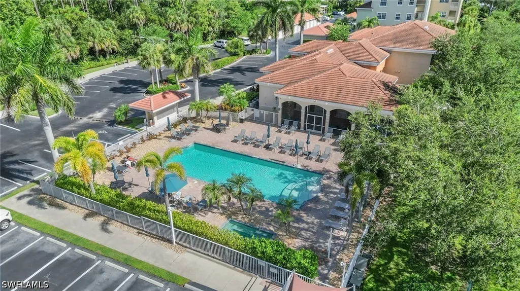 4450 Botanical Place Circle Naples FL 34112