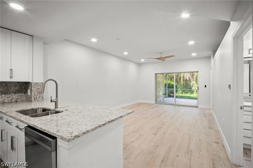 4450 Botanical Place Circle Naples FL 34112