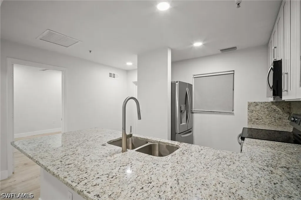 4450 Botanical Place Circle Naples FL 34112