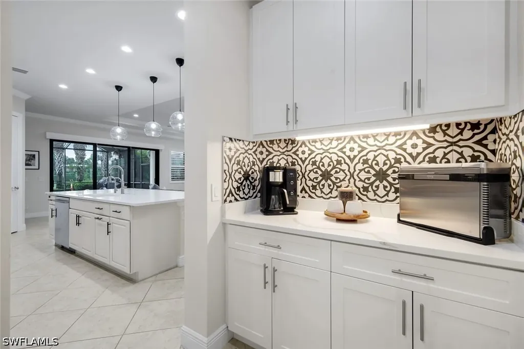 4118 Raffia Drive Naples FL 34119