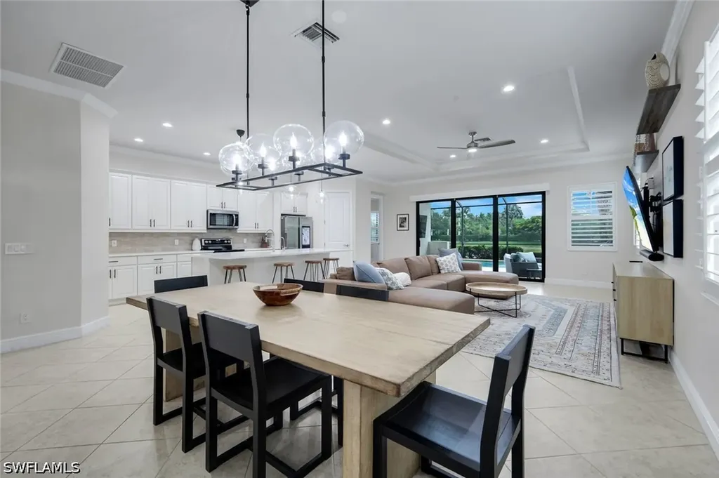 4118 Raffia Drive Naples FL 34119