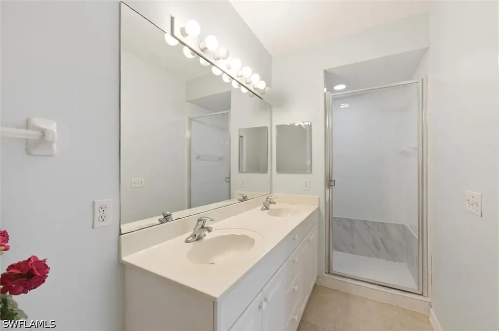 357 Robin Hood Circle Naples FL 34104