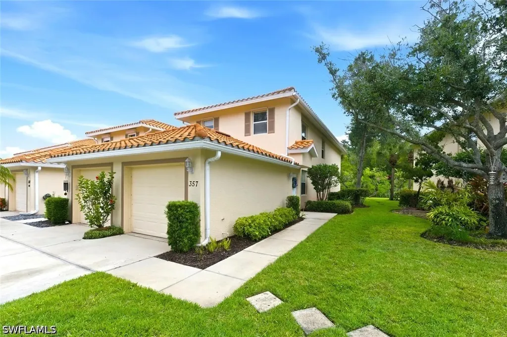 357 Robin Hood Circle Naples FL 34104