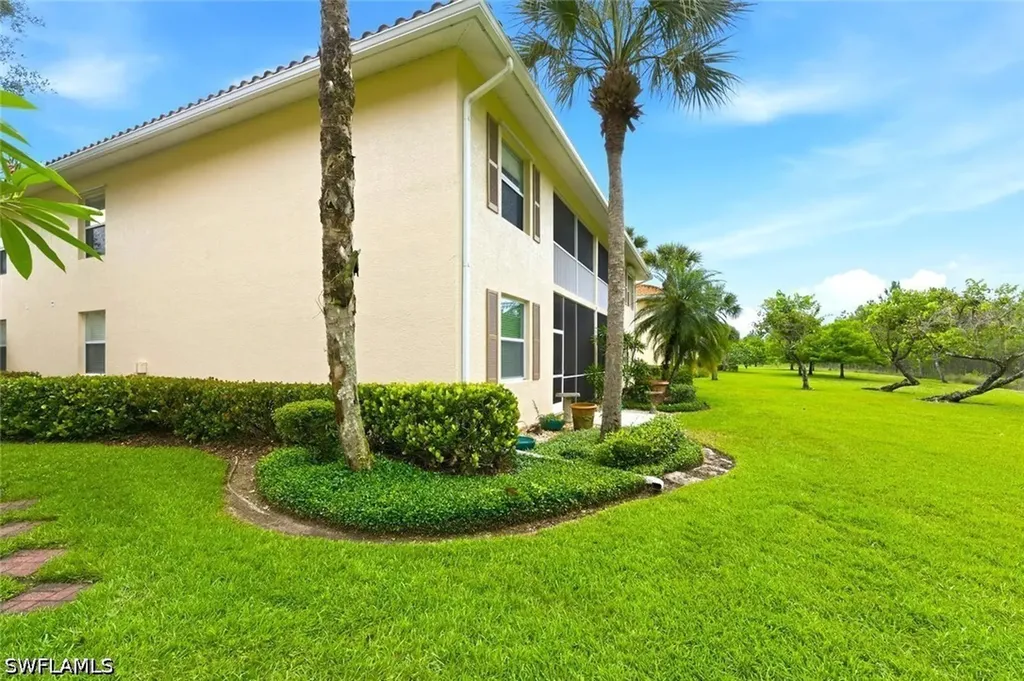 357 Robin Hood Circle Naples FL 34104