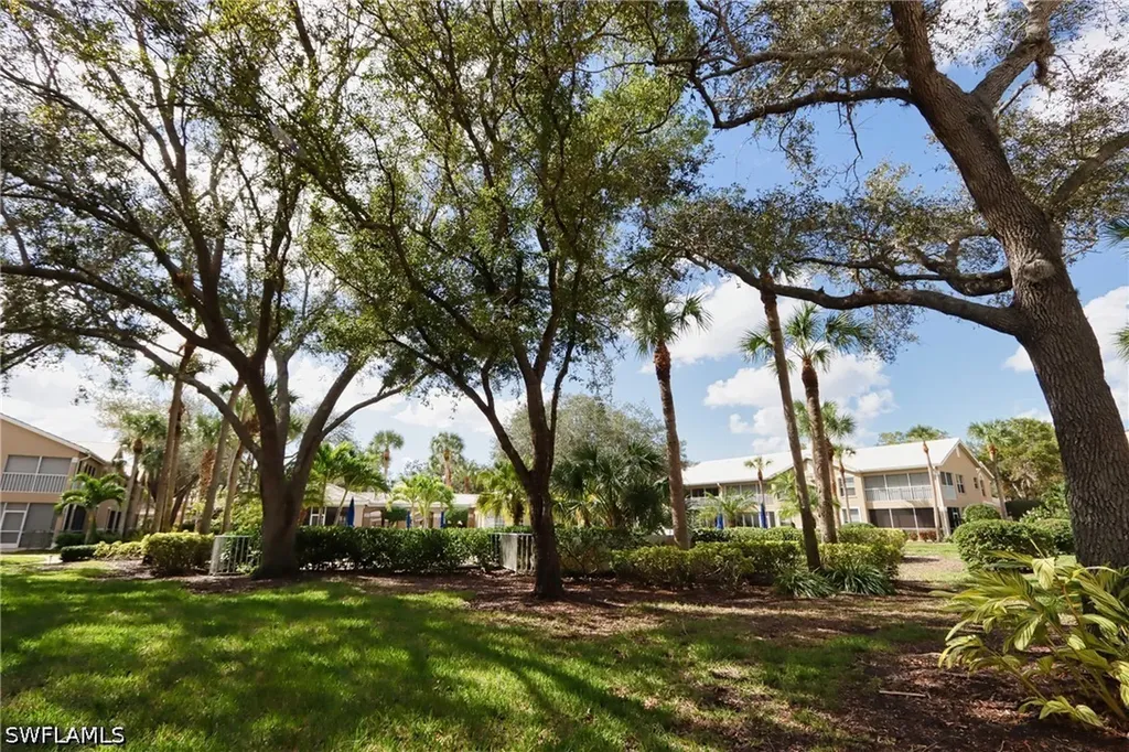 24821 Lakemont Cove Lane Bonita Springs FL 34134