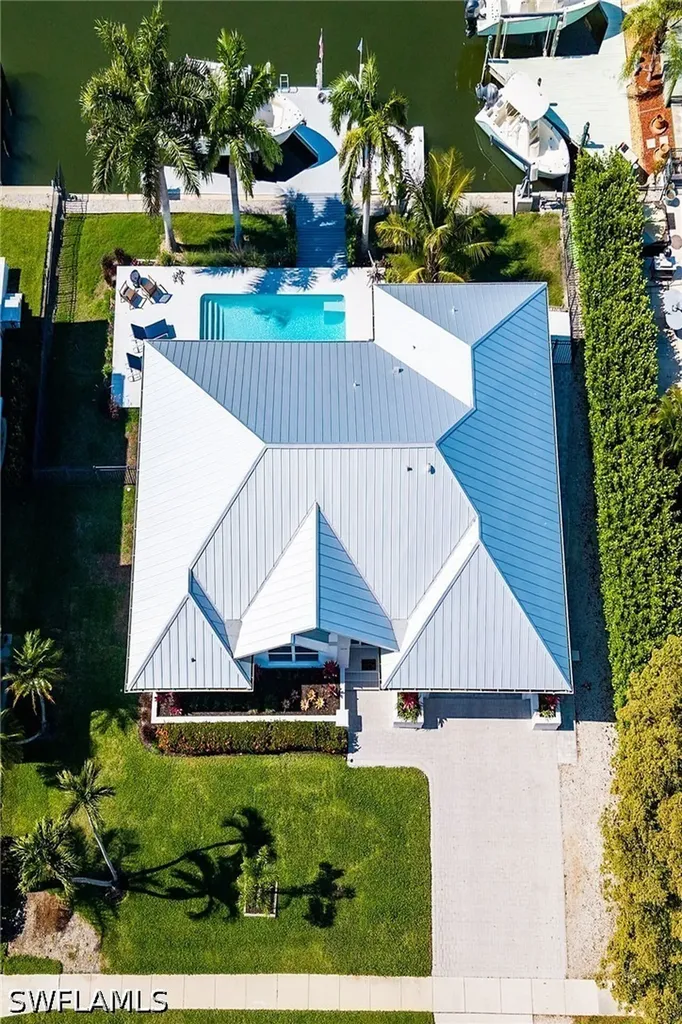 1609 Villa Court Marco Island FL 34145