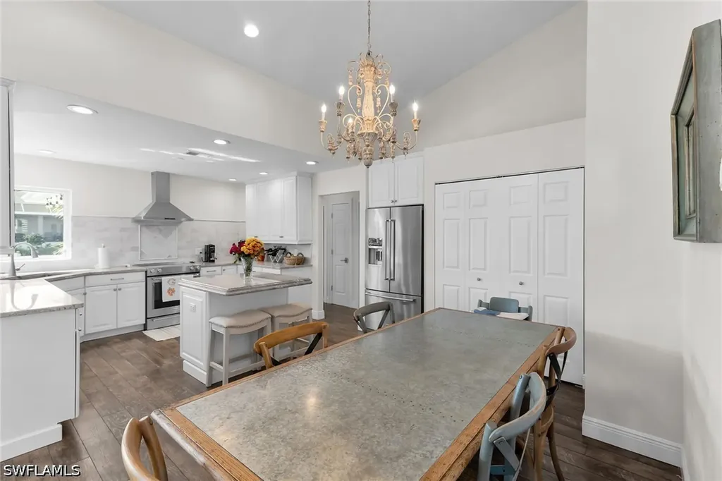 1609 Villa Court Marco Island FL 34145