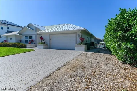 1609 Villa Court Marco Island FL 34145
