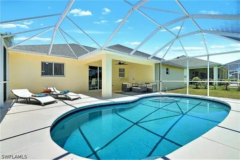 2122 SW 25th Street Cape Coral FL 33914