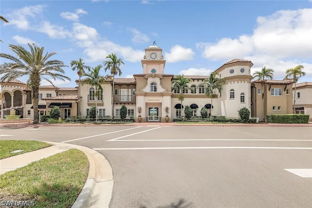3204 Benicia Court Naples FL 34109